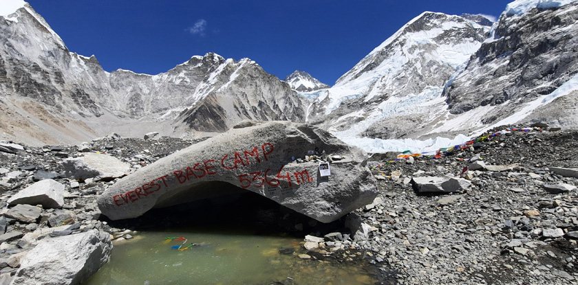 stone with 5364m