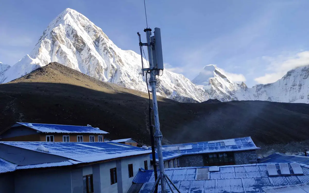 wifi tower in everest